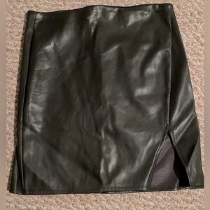 GUESS faux leather black mini skirt